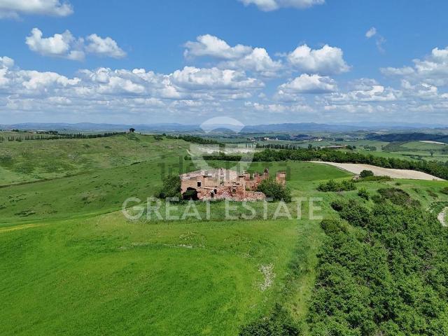 Casa di campagna in vendita di 1400 m² in Strada Franco Fanfani