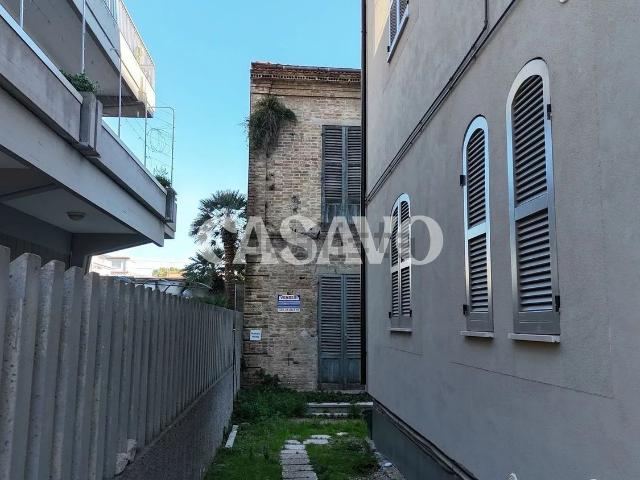 Casa di campagna in vendita di 140 m² in Via Nazionale, 305