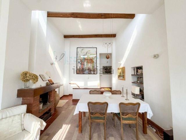 Casa di campagna in vendita di 160 m² in Via Innocenzo Lucifredi