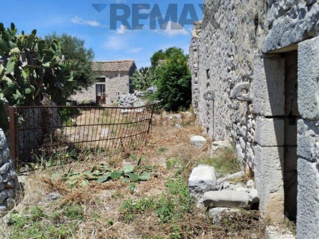 Casa di campagna in vendita di 174 m² in Contrada Cannizzara