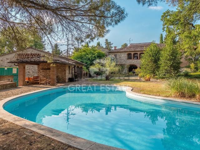 Casa di campagna in vendita di 1845 m² in Viale della Rimembranza