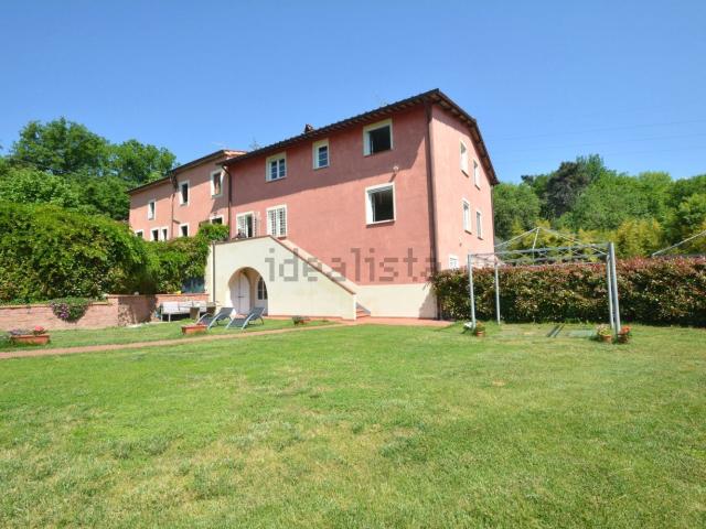 Casa di campagna in vendita di 180 m² in Via di San Martino, 2