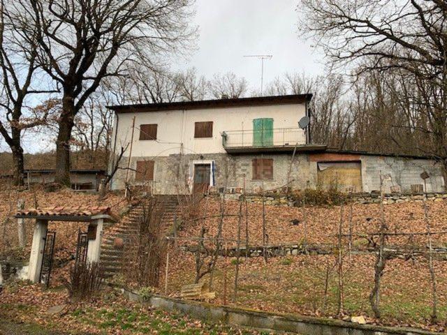 Casa di campagna in vendita di 194 m² in Via Verica