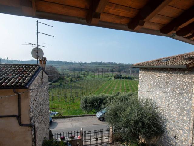 Casa di campagna in vendita di 200 m² in Località Incaffi, 42