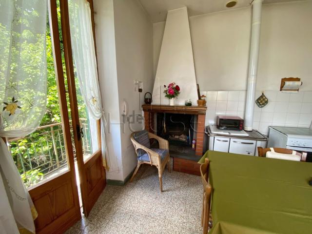 Casa di campagna in vendita di 200 m² in Via Giuseppe Garibaldi