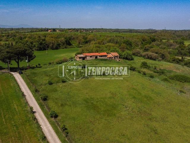 Casa di campagna in vendita di 210 m² in Via della Mola Maggiorana