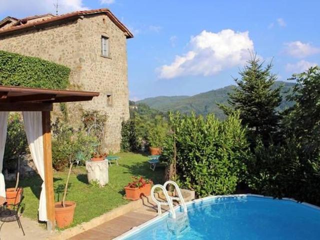 Casa di campagna in vendita di 230 m²