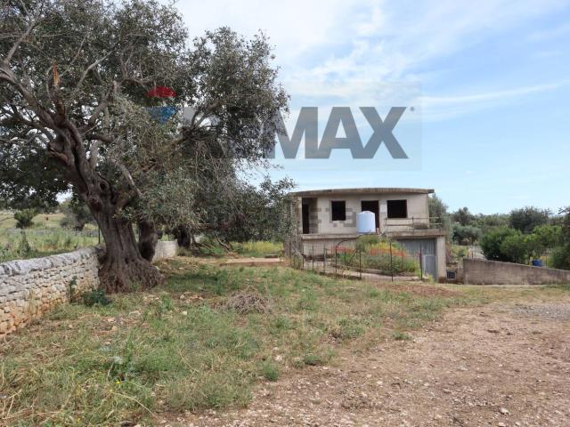 Casa di campagna in vendita di 280 m² in Strada Senza Nome