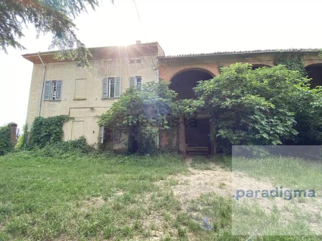 Casa di campagna in vendita di 300 m² in Via Lega Lombarda