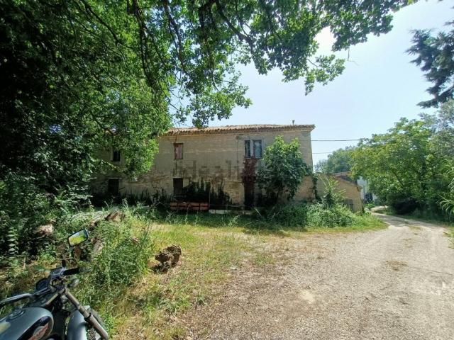 Casa di campagna in vendita di 312 m² in Strada San Giorgio