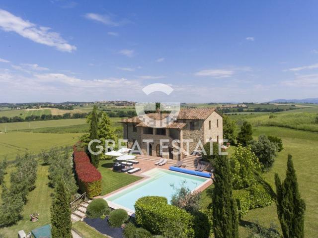 Casa di campagna in vendita di 356 m² in Località Pozzuolo I