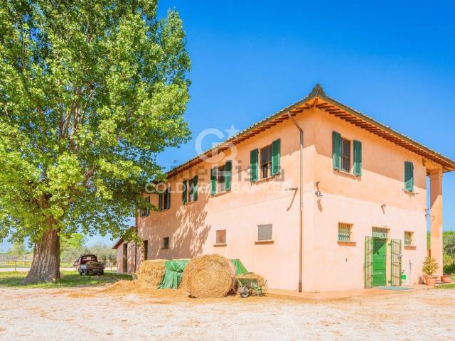 Casa di campagna in vendita di 350 m²