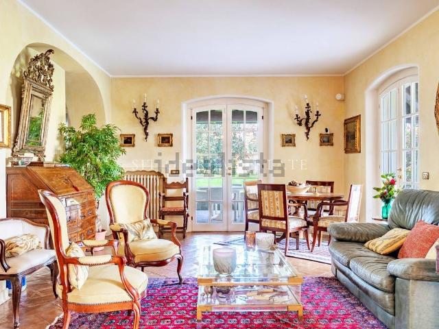 Casa di campagna in vendita di 400 m² in Strada Vicinale della Canova
