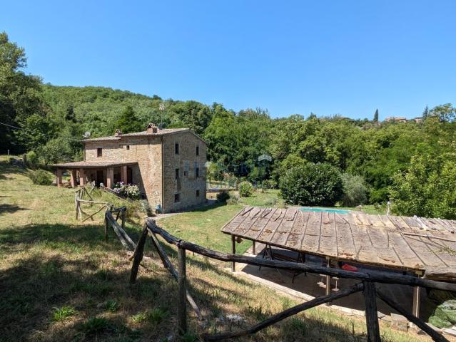 Casa di campagna in vendita di 450 m²