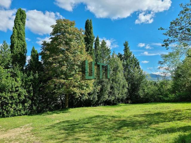 Casa di campagna in vendita di 450 m² in Via di Belmonte