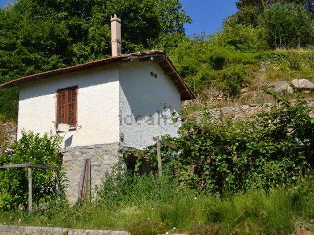 Casa di campagna in vendita di 45 m² in Strada Bestagni, 6