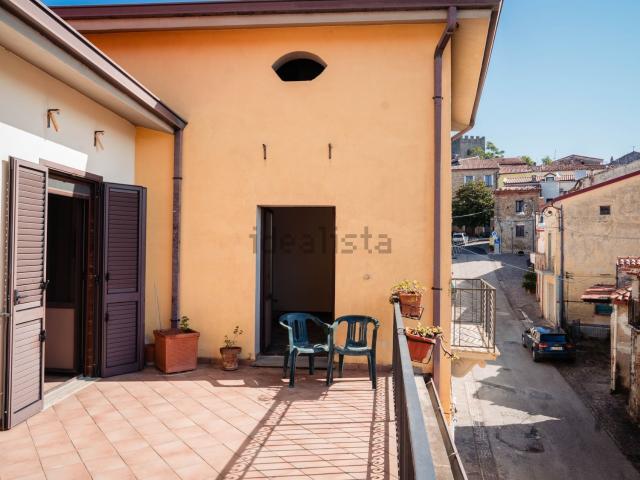 Casa di campagna in vendita di 480 m² in Via Roma