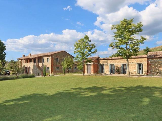 Casa di campagna in vendita di 500 m²