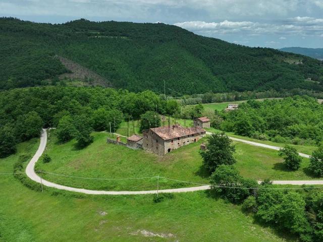 Casa di campagna in vendita di 500 m² in Strada Provinciale 105