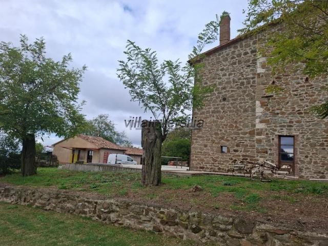 Casa di campagna in vendita di 600 m² in Strada Regionale 74 Maremmana