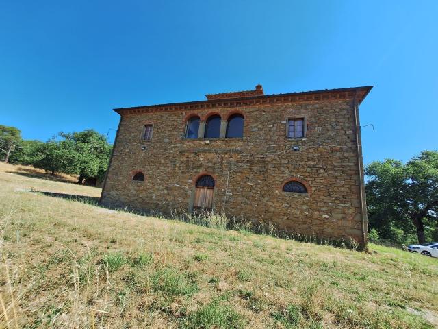 Casa di campagna in vendita di 600 m² in Via di Caposelvi