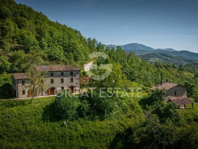 Casa di campagna in vendita di 627 m² in Via Bologna