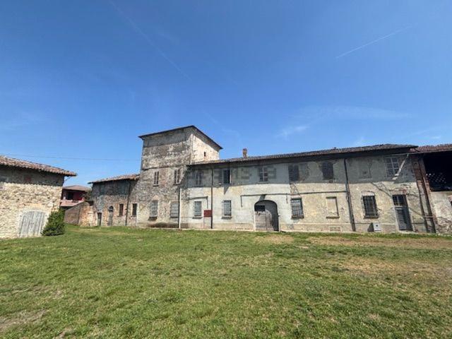 Casa di campagna in vendita di 700 m²