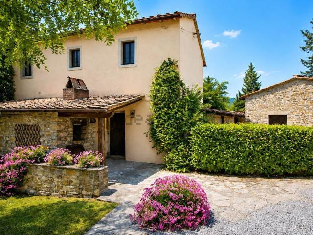 Casa di campagna in vendita di 720 m²