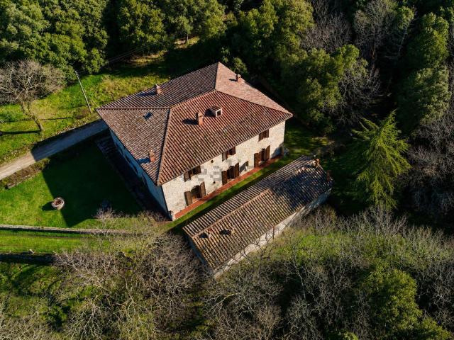 Casa di campagna in vendita di 773 m² in Località Marmoraia