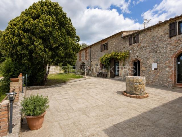 Casa di campagna in vendita di 800 m² in Strada provinciale di meleta