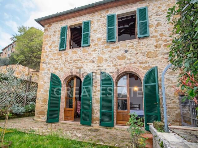 Casa di campagna in vendita di 80 m² in Via Umberto I
