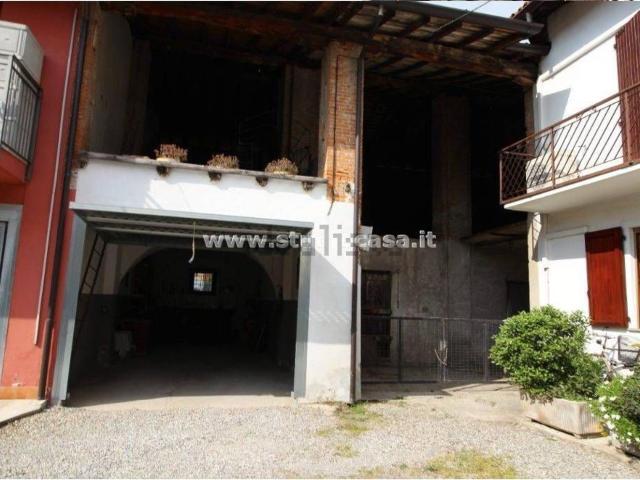 Casa di campagna in vendita di 87 m² in Via Papa Giovanni XXIII