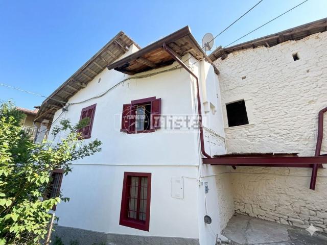 Casa di campagna in vendita di 89 m² in Via Franzi