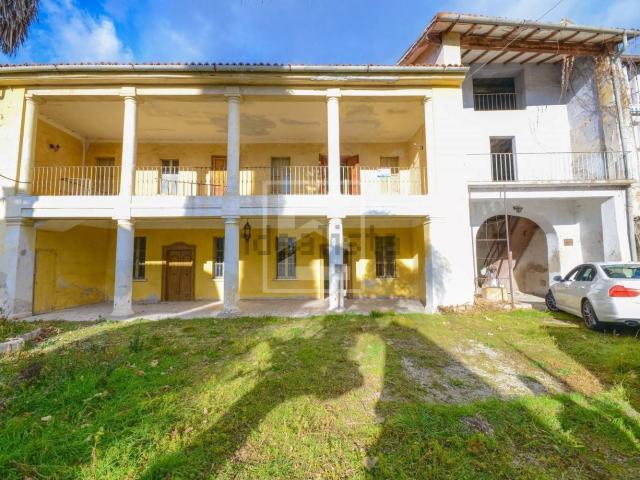 Casa di campagna in vendita di 905 m² in Piazza Municipio, 13