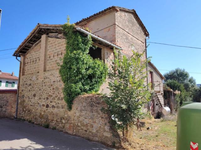 Casa di campagna in vendita di 90 m² in Via Sant&apos Agnese
