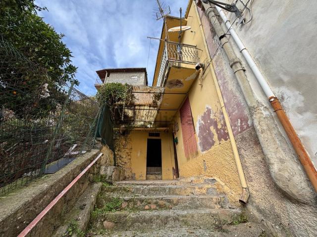 Casa di campagna in vendita di 90 m² in Vico Marasco