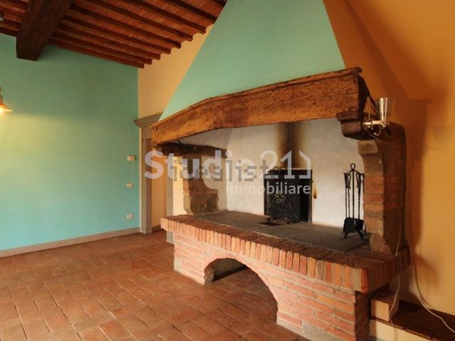 Casa di campagna in vendita di 90 m² in Località Rio di Luco, 77