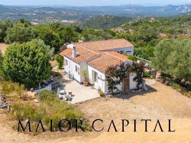 Casa di lusso di 170 mq in vendita Olbia, Italia