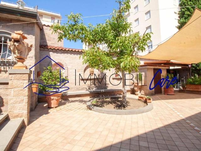 Casa di lusso di 297 mq in vendita Via Don Bosco, Livorno, Toscana