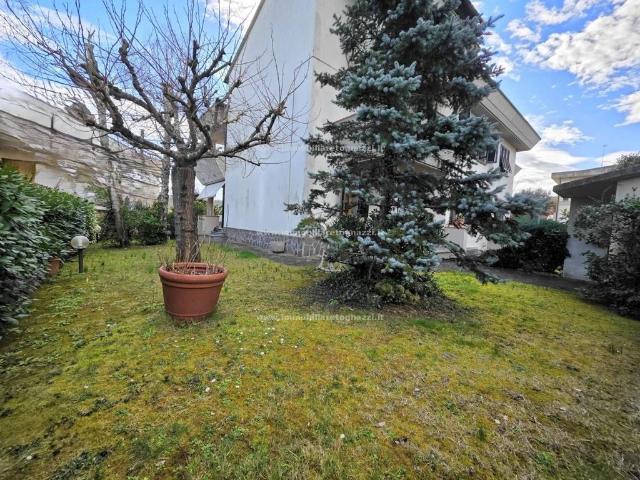 Casa di lusso di 299 mq in vendita Località Badia a Cerreto, Gambassi Terme, Firenze, Toscana
