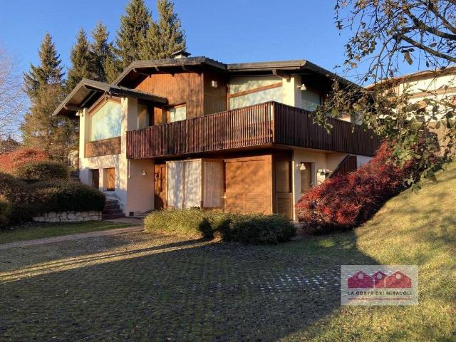 Casa di lusso di 300 mq in vendita Via Klanchela, Roana, Vicenza, Veneto