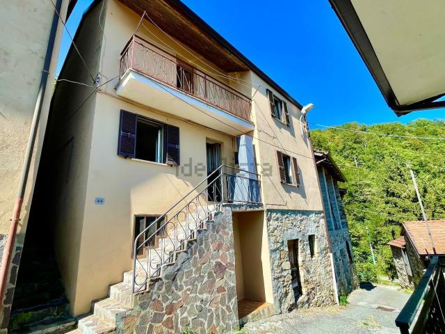 Casa di paese in vendita di 100 m²
