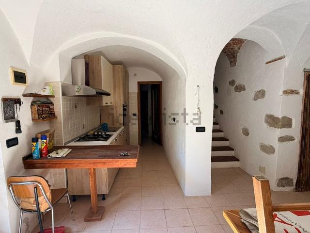 Casa di paese in vendita di 100 m² in Località Ca&apos  de Cia, 1