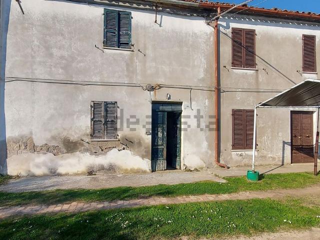 Casa di paese in vendita di 100 m² in Via Montegiano