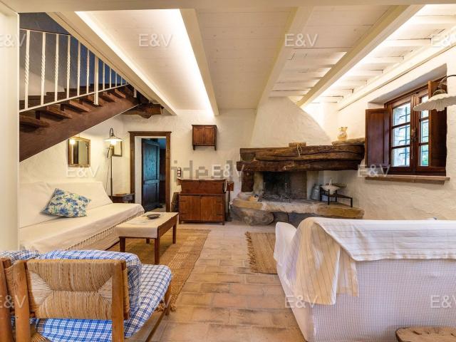 Casa di paese in vendita di 100 m² in Via Roma