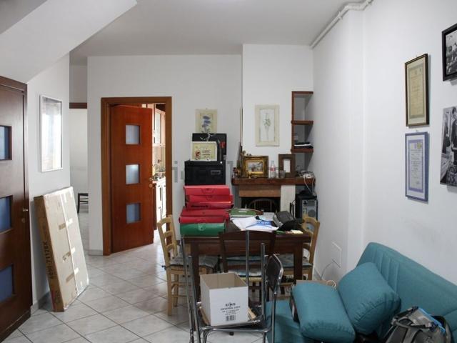 Casa di paese in vendita di 115 m² in Corso Lauretano