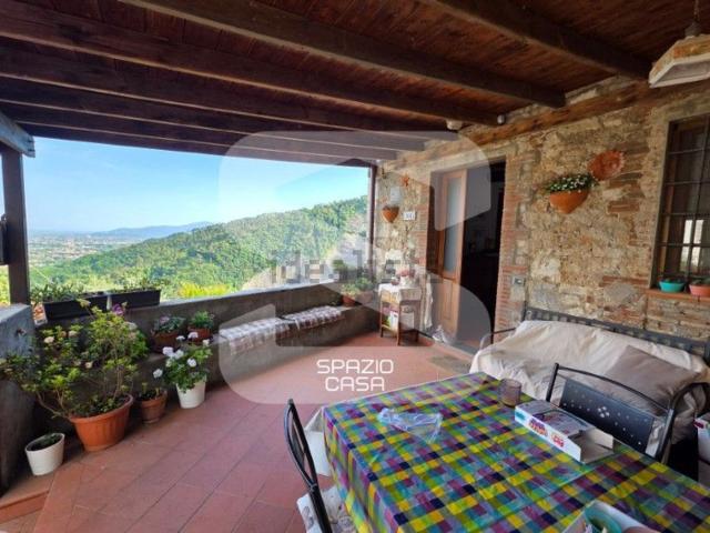 Casa di paese in vendita di 118 m² in Via di San giusto di brancoli, 1841