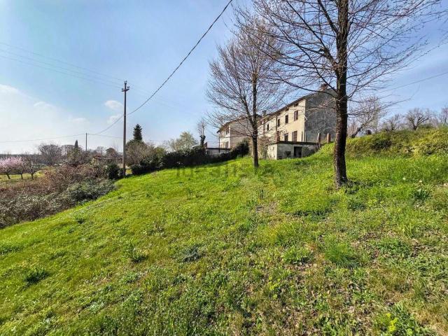 Casa di paese in vendita di 118 m² in Via Rivella, 30