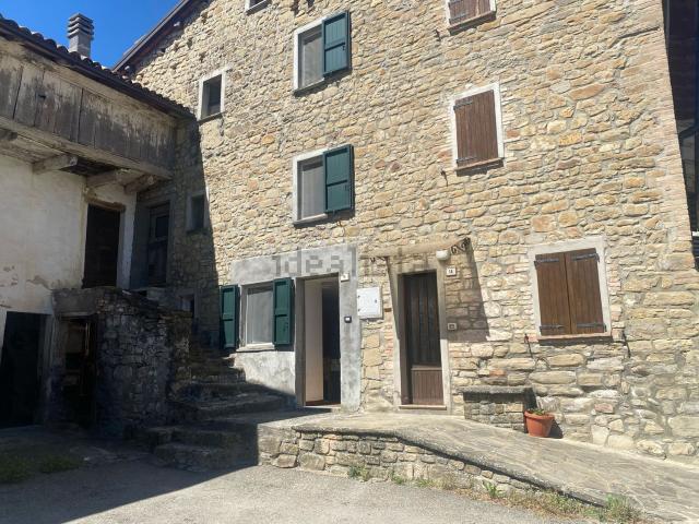 Casa di paese in vendita di 110 m² in Via Castagnedolo, 16