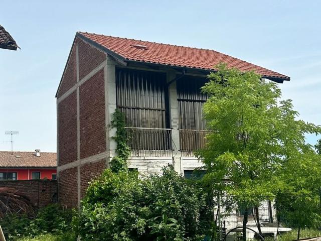 Casa di paese in vendita di 110 m² in Via Sant Isidoro, 14